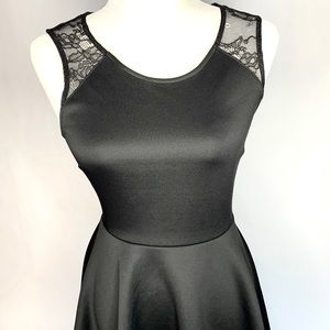 Women’s Forever 21 Black tank/lace dress-M
